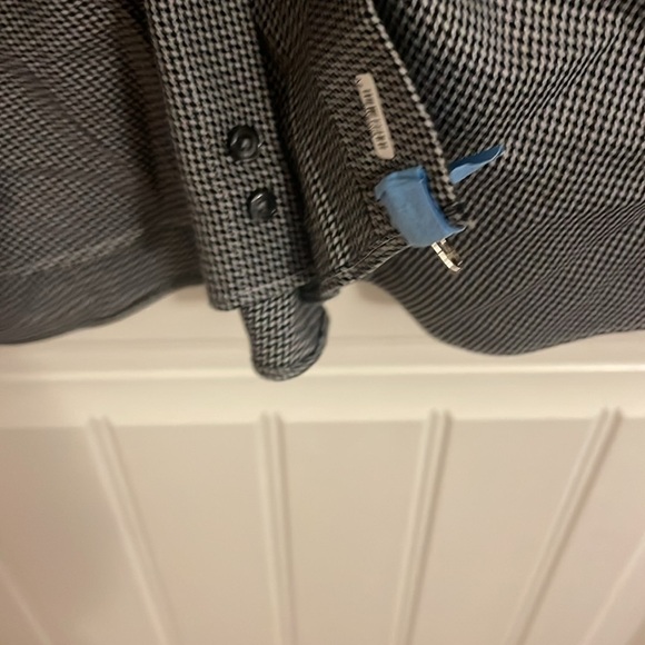 Calibrate Mens button down Dress Shirt 16 34-35. Black, gray,& white houndstooth - Picture 9 of 11